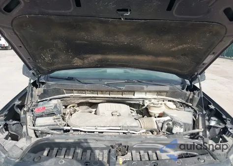 2022 Chevrolet Silverado 1500 4Wd Short Bed Custom z USA, uszkodzony, nr VIN 1GCPDBEK8NZ644955